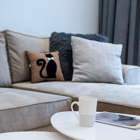 Modern & Stylish Sea Apartment With Parking 부르가스 외부 사진